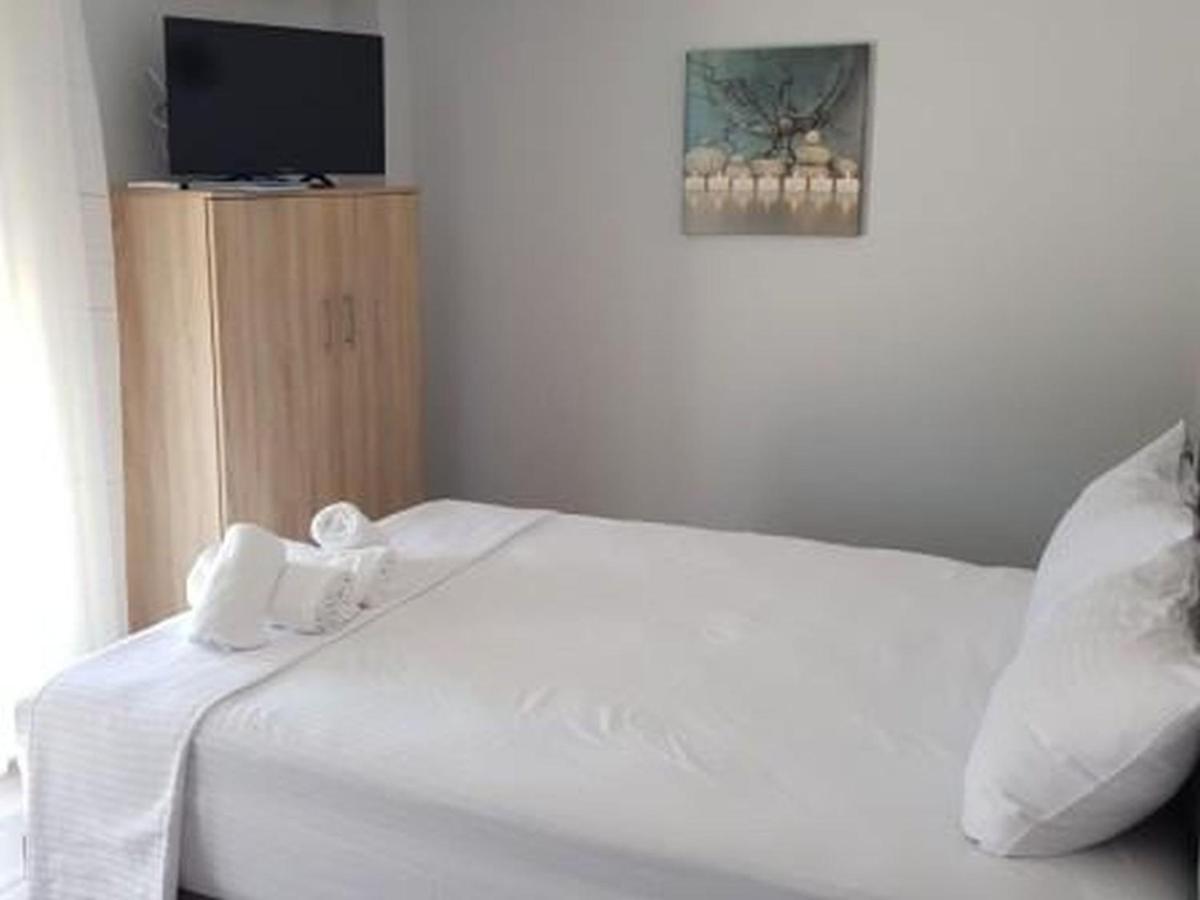 Blue Beach Apartments Ofrínion Extérieur photo