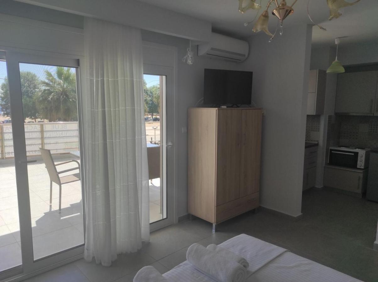 Blue Beach Apartments Ofrínion Extérieur photo