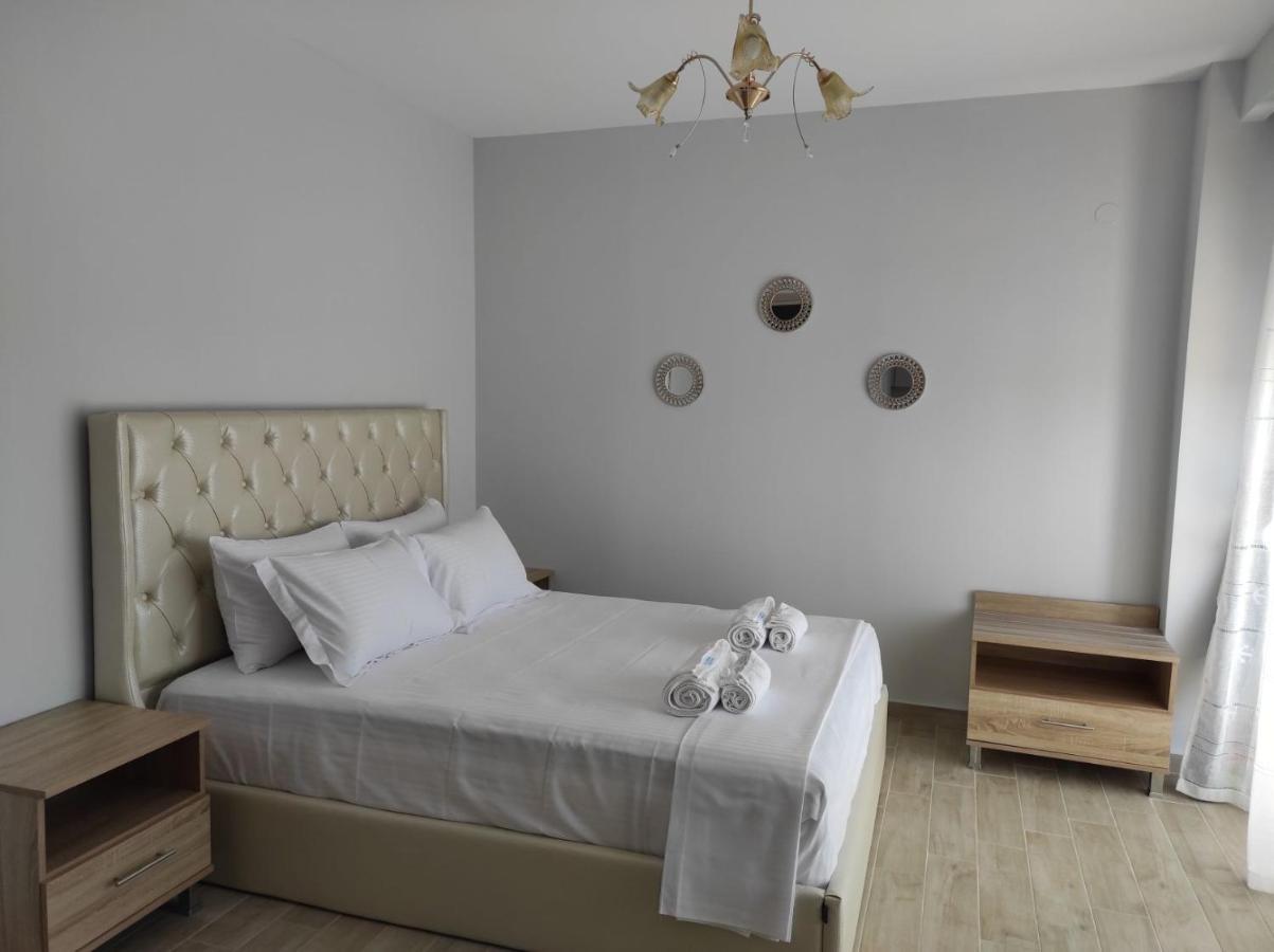 Blue Beach Apartments Ofrínion Extérieur photo