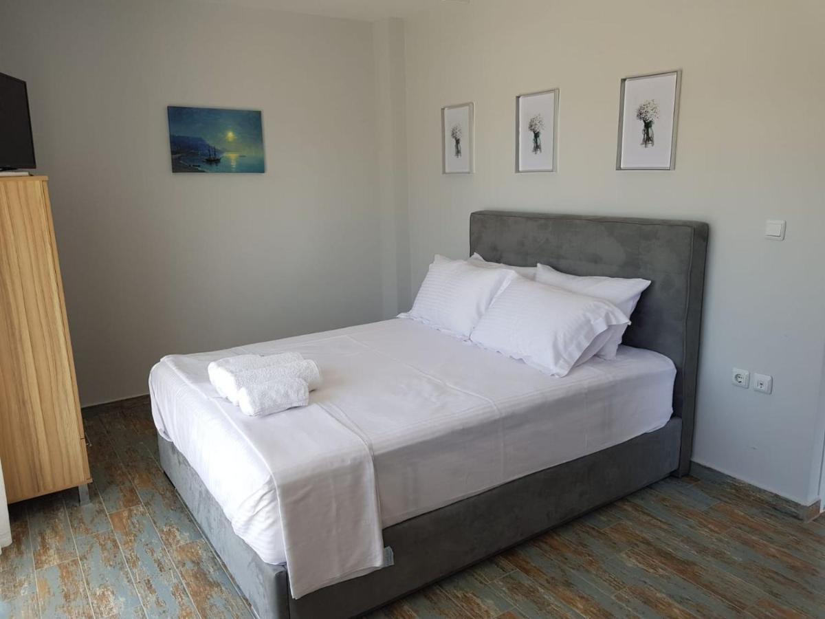 Blue Beach Apartments Ofrínion Extérieur photo