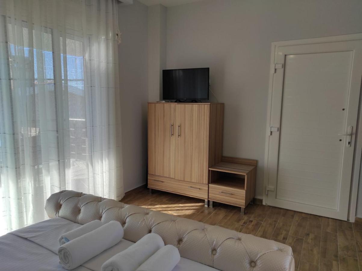 Blue Beach Apartments Ofrínion Extérieur photo